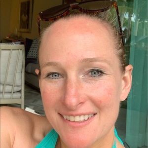 Meet your Posher, Caryn